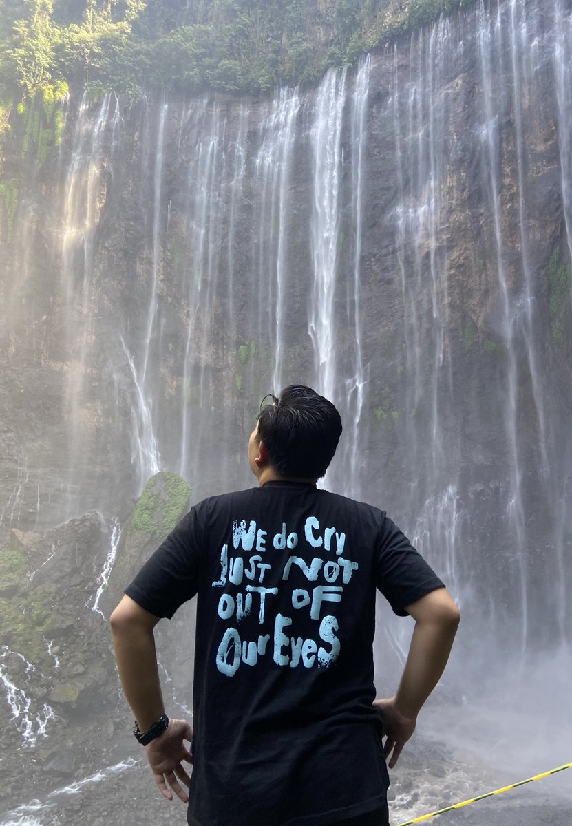 mrenaldyo's tweet photo. tumpak sewu https://t.co/Atl2SZbspJ
