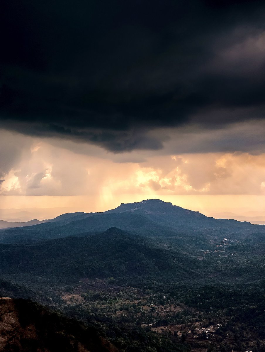 Monsoon mode is on and so is the #ShotOnHMD contest (till 8 PM tonight)

How to participate: 
1. Share your clicks tagging <a href="/HMDdevicesIN/">HMD India</a> and using #ShotOnHMD 
2. Best entry gets featured on our official page 

 Pc - @nokiachetan 

#HMD #HMDIndia #ShotOnHMD #Contest #ContestAlert