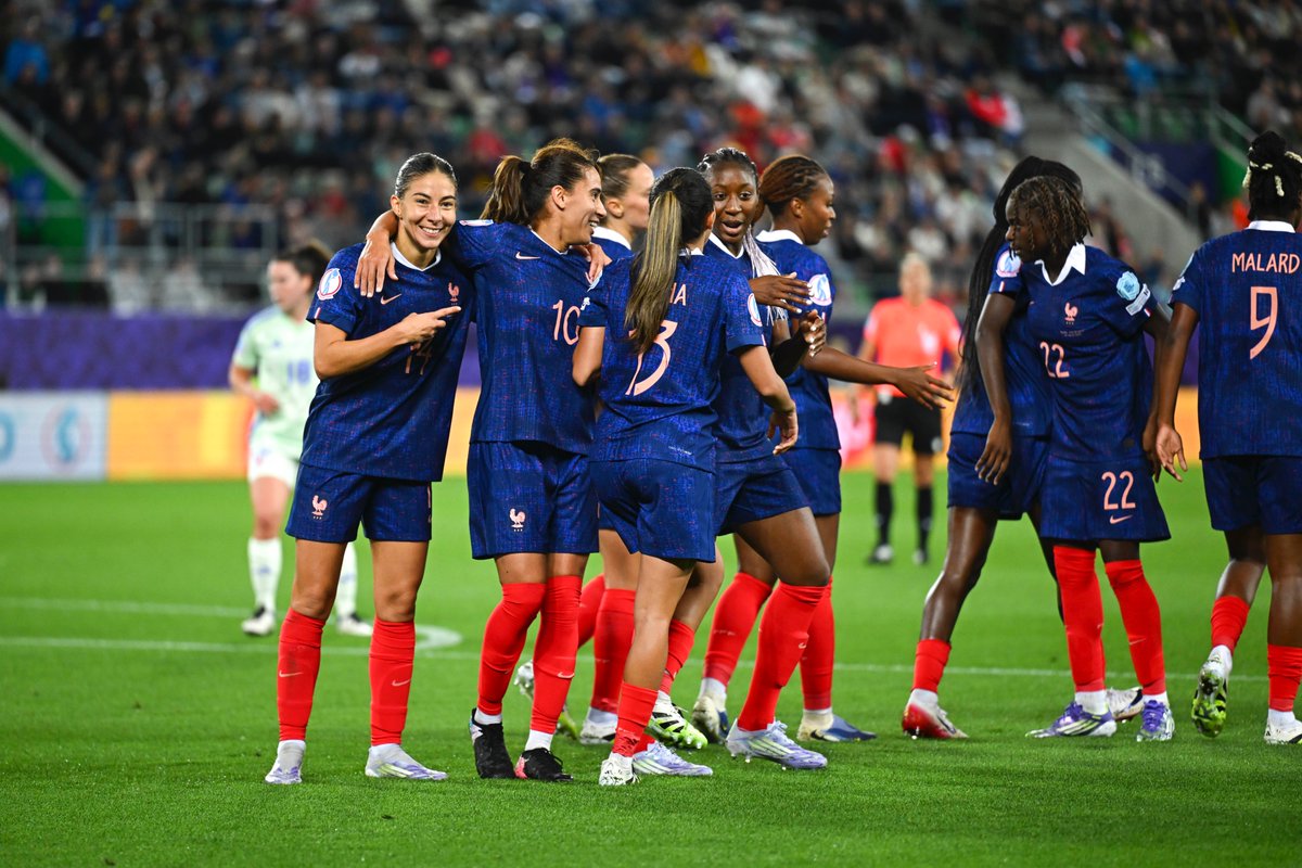 🇫🇷🆚🇳🇱  Chez les Bleues, pas de nuage à l’horizon !

Tout va pour le mieux pour les Bleues ! (et c'est généralement à ce moment-là que tout s'écroule)

▶️ sofoot.com/articles/euro-…