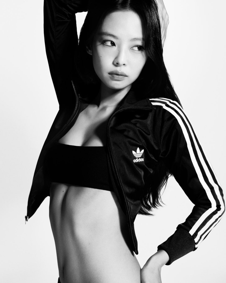 adidasoriginals's tweet image. Here to own every moment. @jennierubyjane
#adidasSuperstar
Explore more: adidas.com/go/campaign/or…