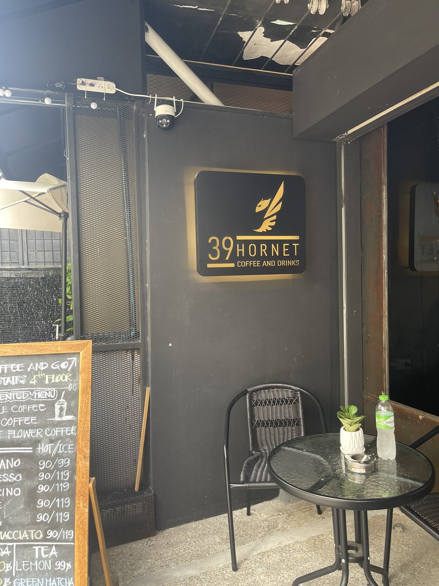 Beer_bowbn's tweet photo. เข้าไปดีไหมนะ #39hornet https://t.co/iz83fkYWFt