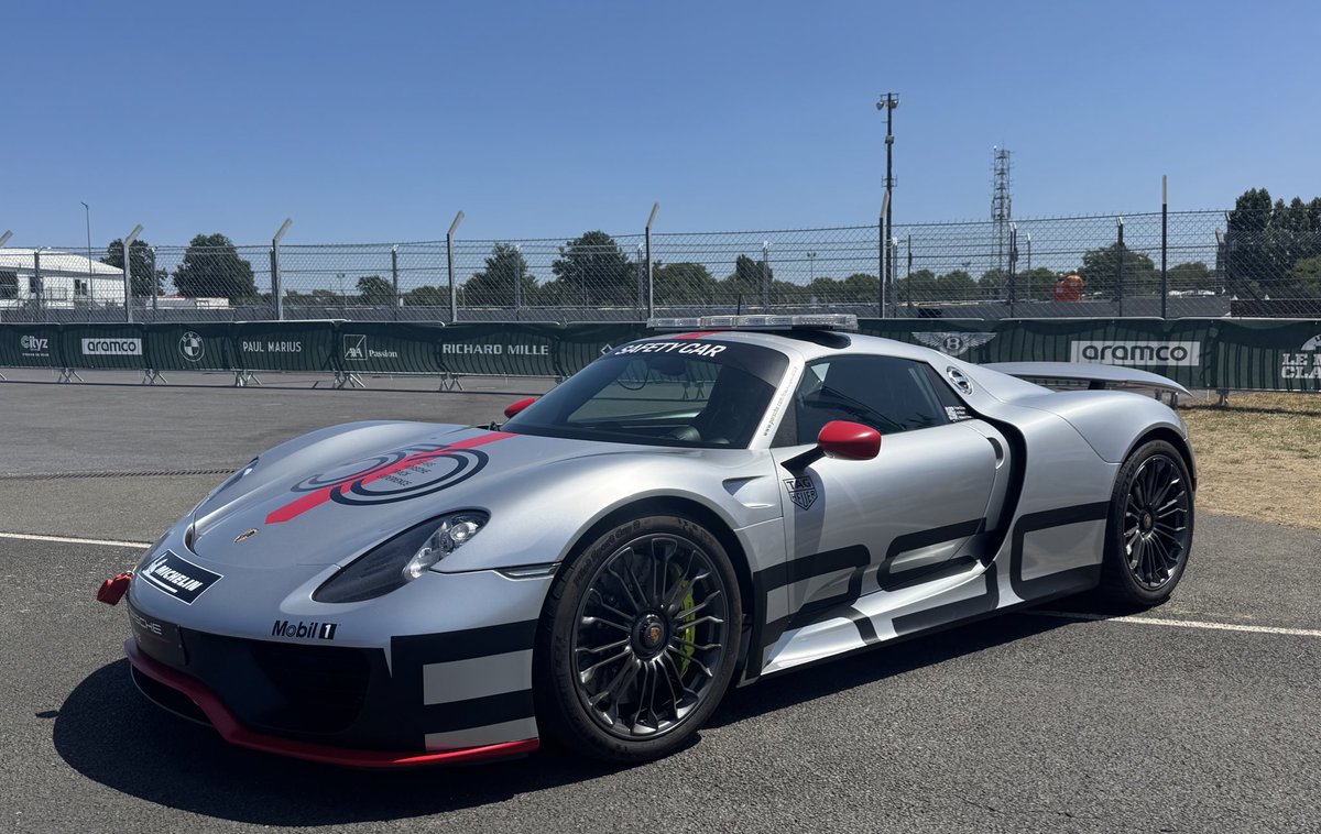 MintyGts's tweet image. I’ve decided, it’s #safetycarsunday