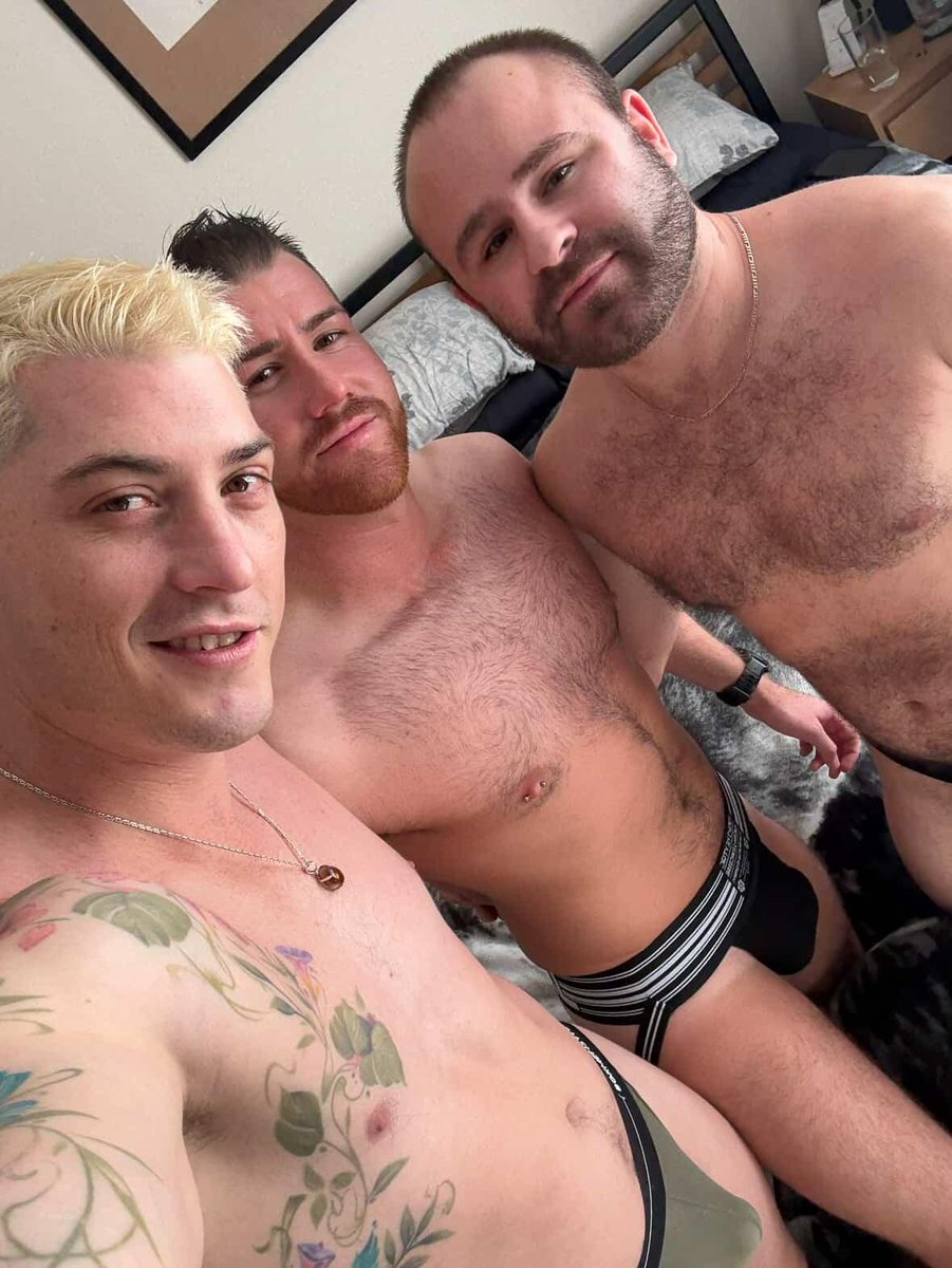 Hot session with these two hotties 🍆<a href="/LeoHardenn/">Top Lad</a>
<a href="/colton___stone/">Colton Stone</a>