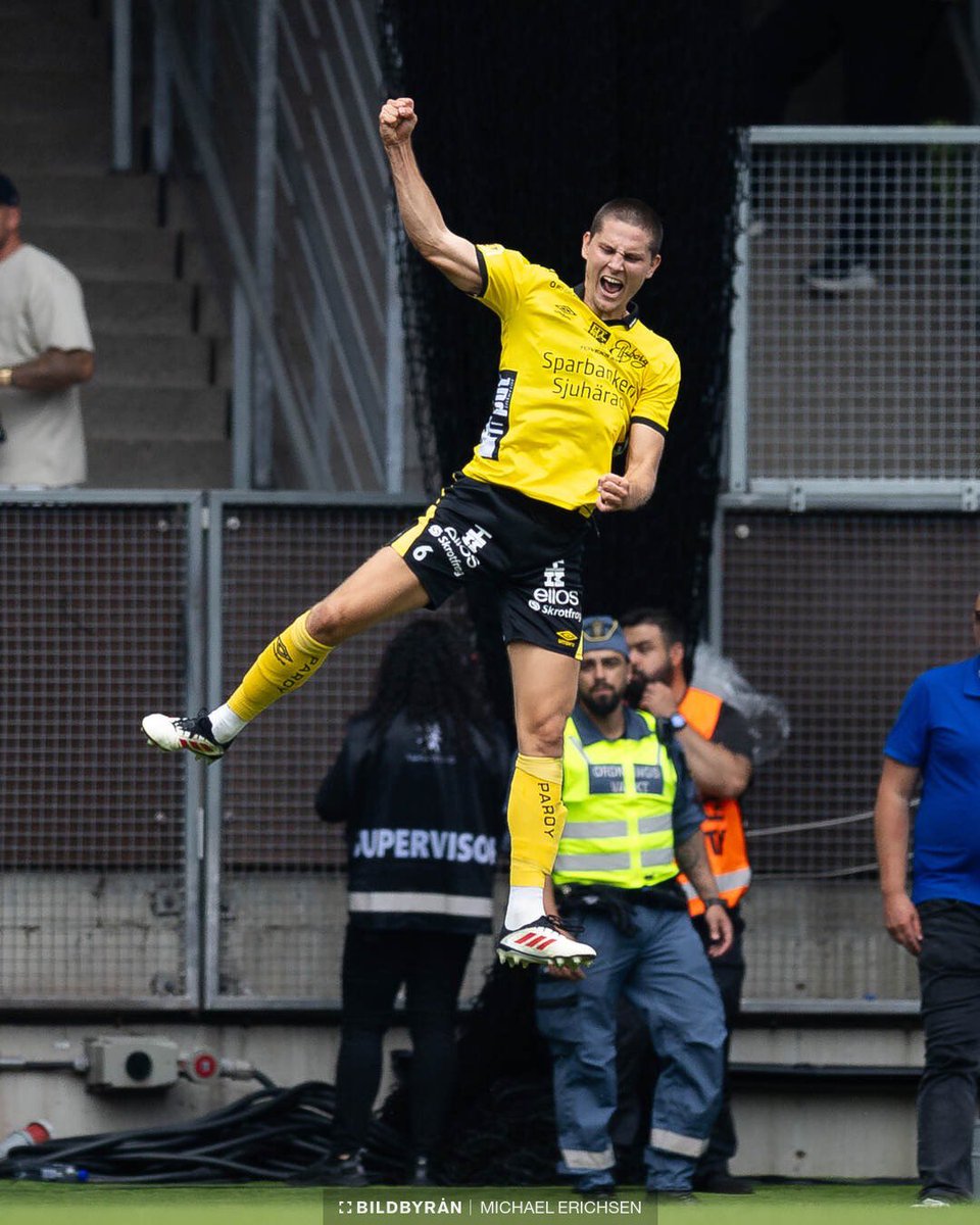 gulsvart_filip tweet media