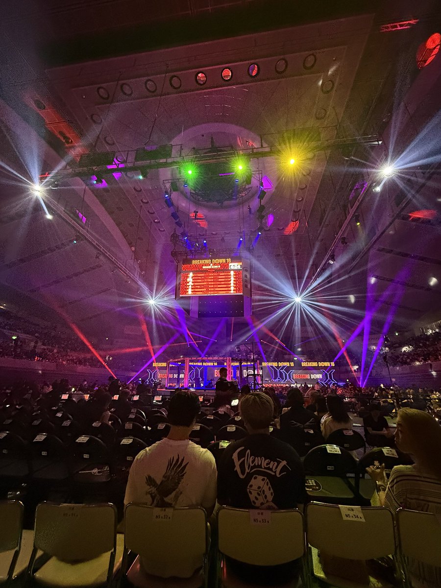 りょまたん tweet media