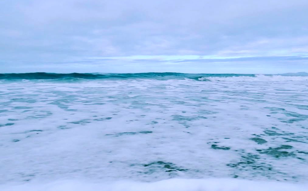 skyandtide's tweet image. could watch that sea break apart all day
