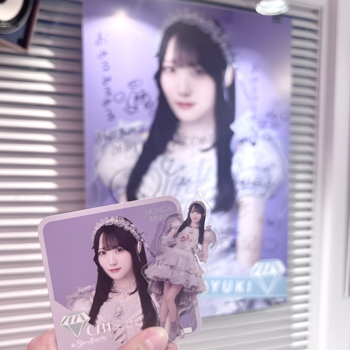 ୨୧🎀˚₊︶︶︶୨୧︶︶︶₊˚🎀୨୧

コースター引き当てたよ〜😭💜
ドリンクも料理もとっても美味しかった( ´~`   )♡

#ノイミースイパラ
#聞いて聞いておみるちゃん