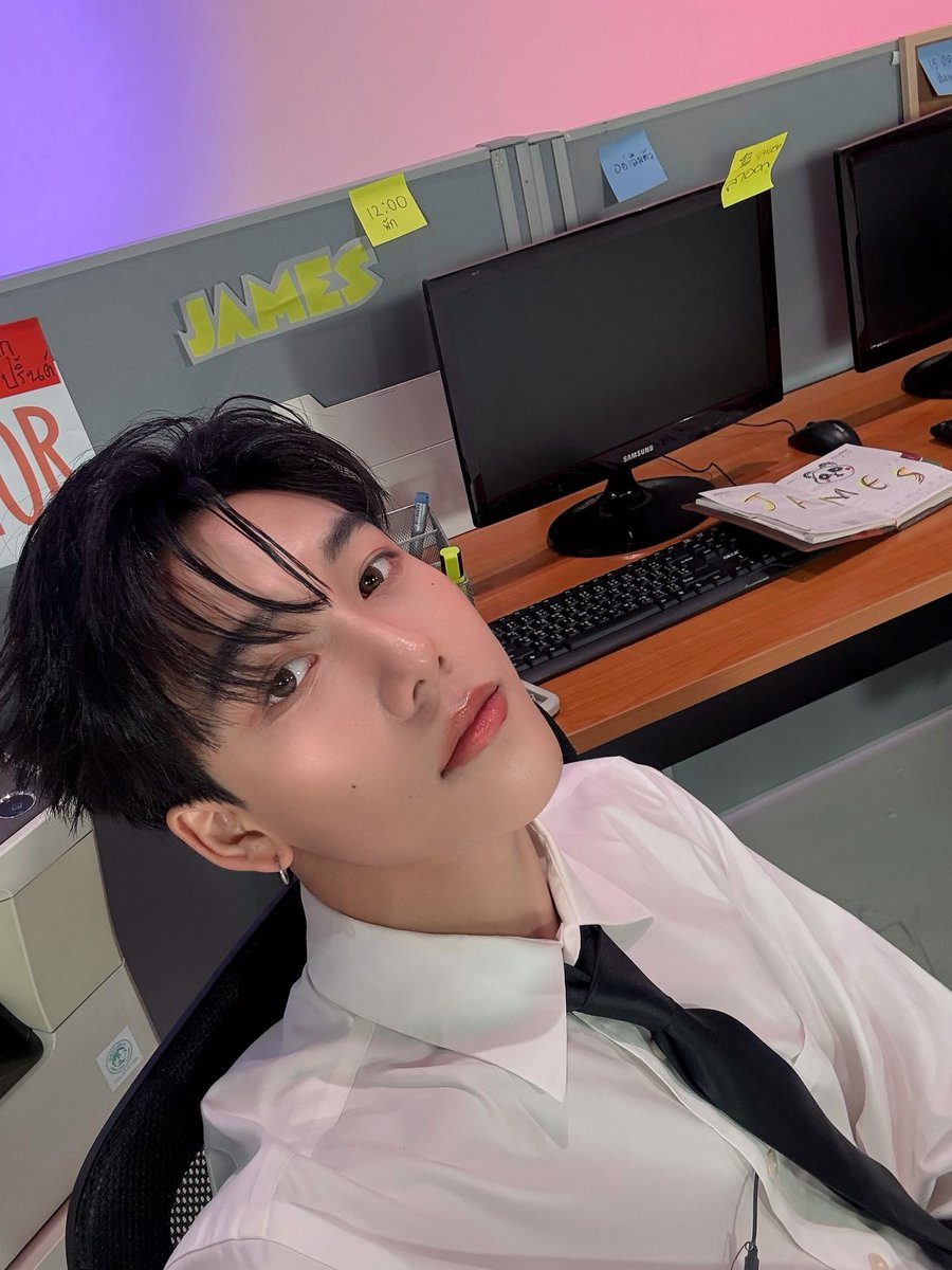Jorjamesu's tweet image. เป็นไงกันบ้างค้าบ ดู ep.9 กันรึยางง ชอบกันมั้ยยงับ ส่วนเจมชอบมากๆเลออ อิ้อิ้ อีกไม่กี่วันจะไฟนอลแล้วด้วย ตื่นเต้นมากเลองับ ละก็ดีจายกับคนที่ได้เข้าไปดูด้วยน้า ไว้เจอกันนะค้าบ อ้ออย่าลืมจิ้มโหวตให้เจมคนนี้กันด้วยน้า #James_2HOUSES #2HOUSES_PROJECT #2HOUSES_EP9