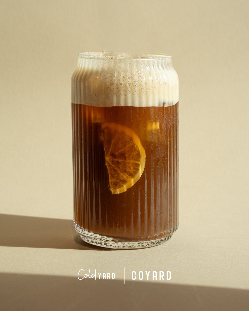 CoyardCo's tweet photo. كولد برو مع أناناس وليمون أخضر، يمنحك طعم متوازن بين الحلاوة والحموضة🍍🍋🧊

#كويارد #COYARD #coldyard https://t.co/8HKdh1ivma