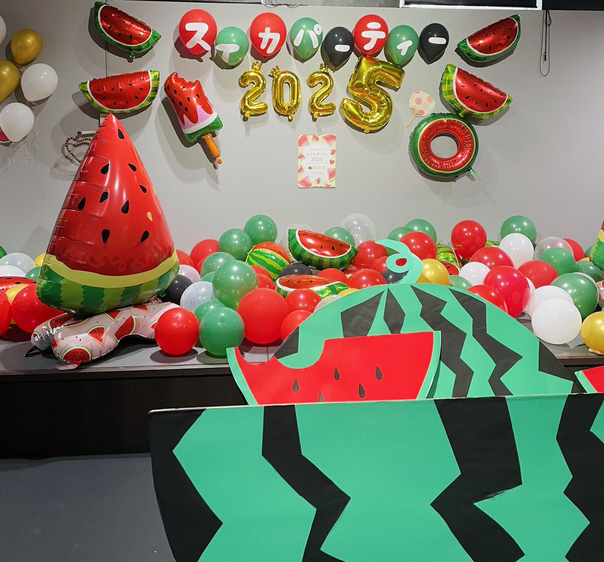 taaman_b's tweet photo. スイカパーティー2025🍉今年も無事に公務果たしました！ https://t.co/vnQdGDlvFN