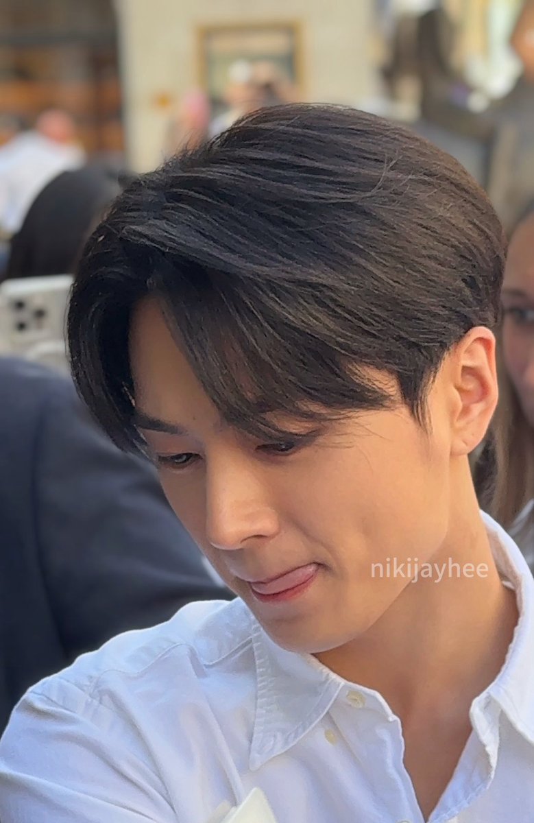 nikijayhee's tweet photo. As I scroll through my photos yesterday, I saw that I have a zoom version of Jayβs Dimple photo π€ clearer to see how gorg Jay is π©π
#PoloRalphLaurenxJAY #JAYxWimbledon2025
#μνμ΄ν_μ μ΄ #μ μ΄ #2I4 #ENHYPENJAY #JAY #μνμ΄ν #ENHYPEN @ENHYPEN @ENHYPEN_members https://t.co/sqrx9sGQIk