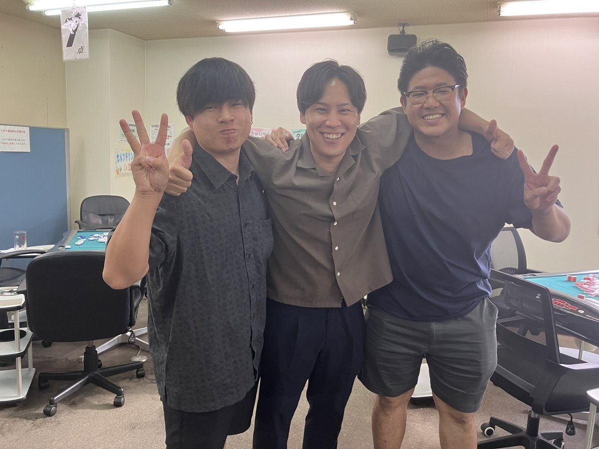 m_colors_xyz's tweet photo. 第6回COLORSリーグ、全節終了しました‼️

節優勝は、寺本さん👑
そして…総合優勝も‼️寺本さんでした‼️

続いて、総合優勝準優勝が五藤さん
準々優勝が奥野さんとなりました❗️

おめでとうございます❗️

第7回COLORSリーグは9/7～
お申し込みお待ちしております🙇‍♀️ https://t.co/r1WnwEI2ZU