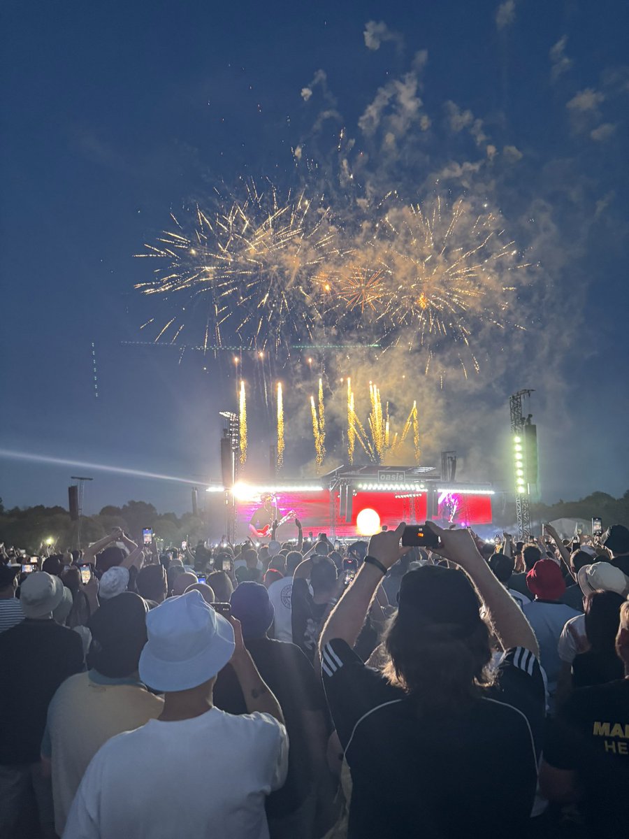 Biblical. #oasislive25