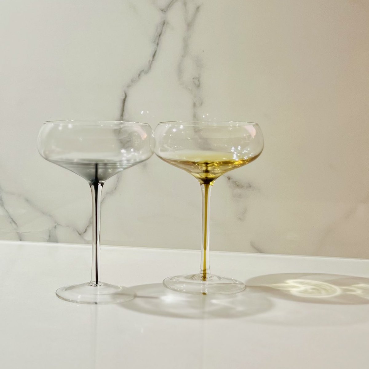 #comingsoon lovers …

🖤 #noir 💛 #fleur