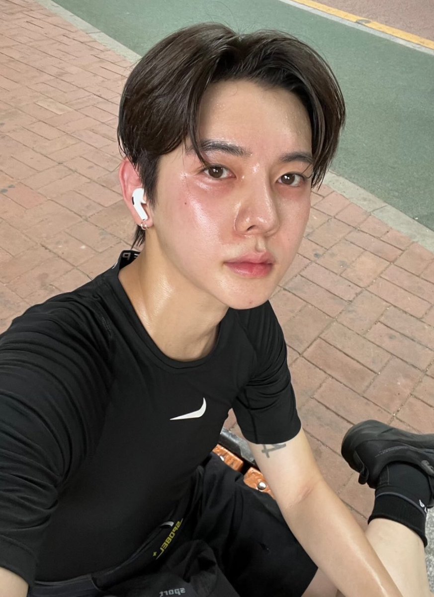 이 사진 중독성 있다 천연 이가리 메이크업