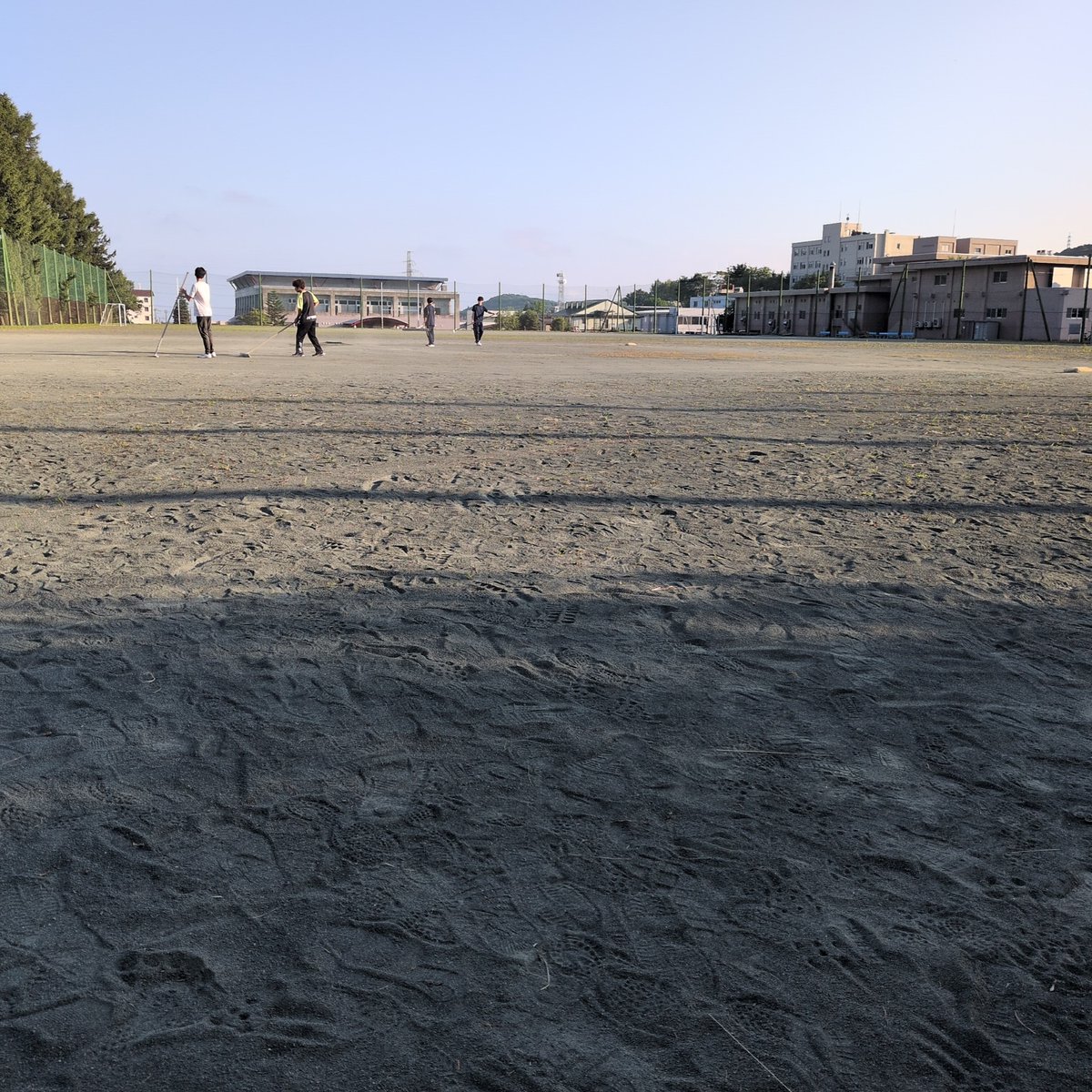 NanshikiMIT's tweet photo. 今日は8人集まってフリーバッティングを行いました!部長は登別温泉で癒されてきましたよ笑
来週からも活動やってるんで何時でも見学体験待ってます! https://t.co/UO80kky6tb