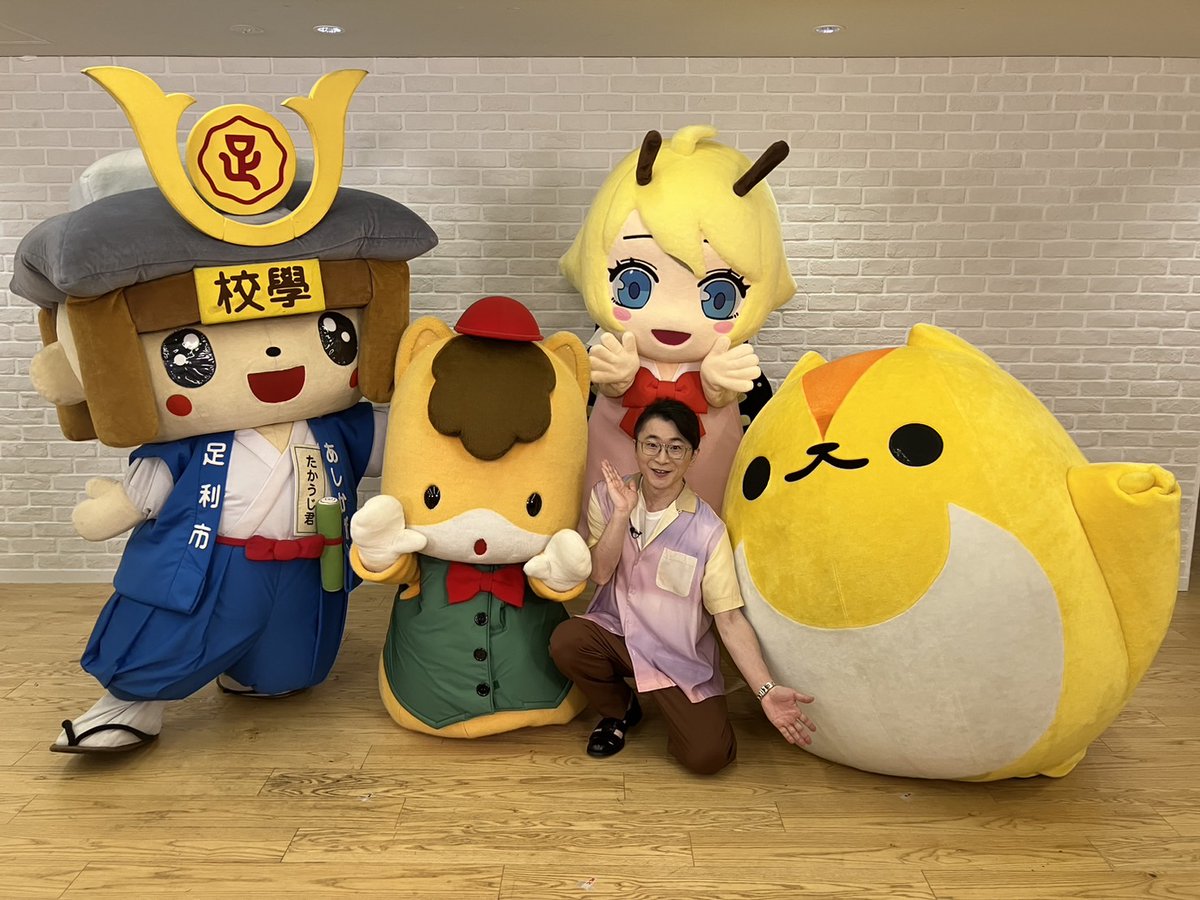 abe_atsuize's tweet image. 昨日はご視聴ありがとうございました!
たかうじ君と一緒に遊べてめっちゃ楽しかったです✨
そびー、ぐんまちゃん、シモンちゃんもありがとう!
#金田そびー前野と夜あそび
#声優と夜あそび