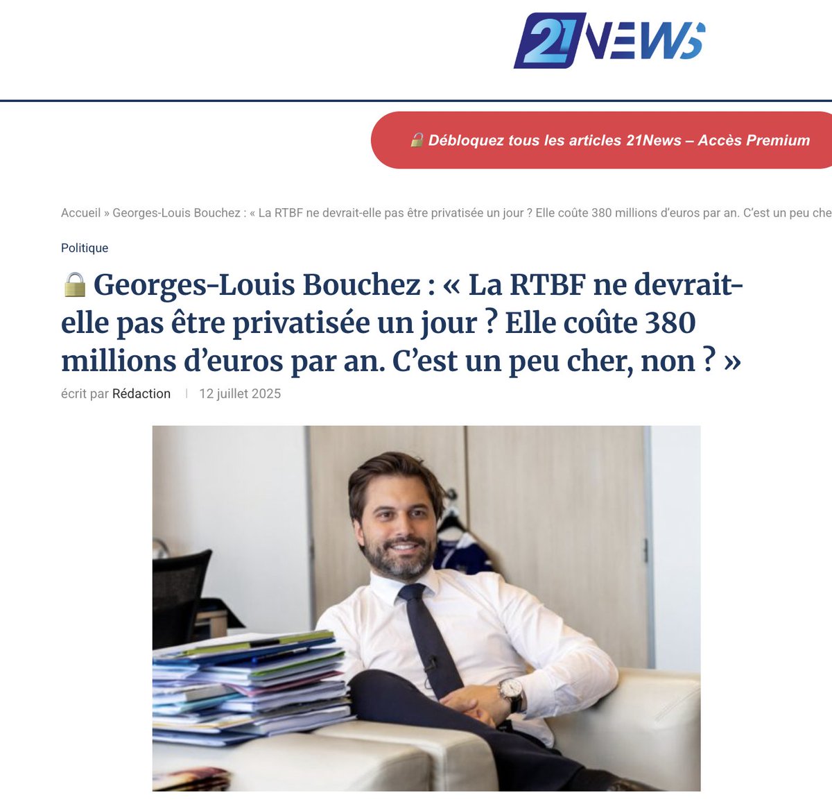 PorcoVolant's tweet image. Le budget de l'Etat belge, tous niveaux de pouvoirs confondus est de +- 400 milliards.
380 millions pour la télé publique, non, c'est pas "trop cher".
Par contre, la famille Bouchez doit coûter +- 1/2 million d'euros sur le budget. C'est cher pour entretenir trois personnes...