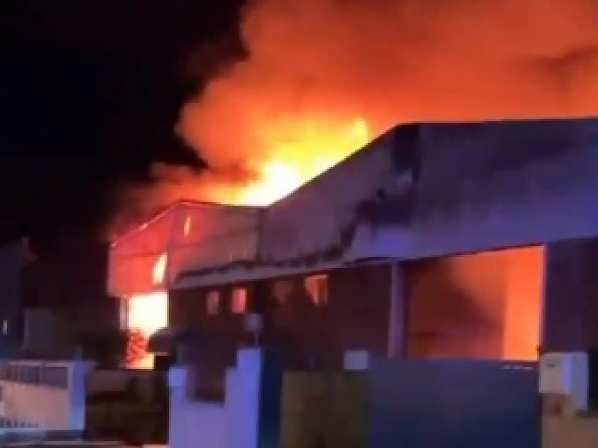 resist_lusitana's tweet image. 🚨 🇪🇸 | Mosque recém-construída em Barcelona foi incendiada durante a noite.
O voz do povo é clara: não querem imigração.