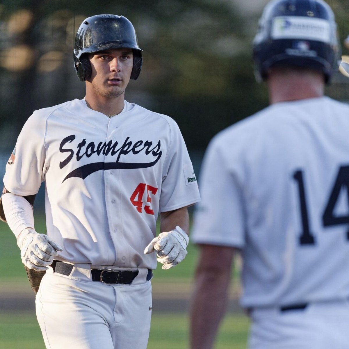 Sonoma Stompers (@sonomastompers) on Twitter photo Four-plus hours later with 30 runs, 26 hits and 13 pitchers in between, the Stompers came out in front in a 17-13 victory over the Legends.
Read more here: stompersbaseball.com/news/2025/7/13…
✏️: <a href="/JordanKimball_/">Jordan Kimball</a> Four-plus hours later with 30 runs, 26 hits and 13 pitchers in between, the Stompers came out in front in a 17-13 victory over the Legends.
Read more here: stompersbaseball.com/news/2025/7/13…
✏️: <a href="/JordanKimball_/">Jordan Kimball</a>