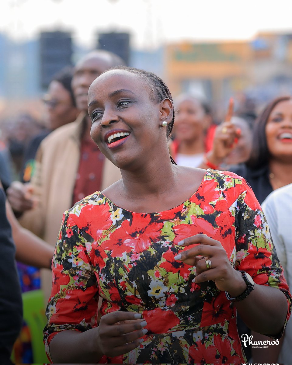 Mirembe1Joy's tweet image. Forty years from now, you will be willing to spend everything to be the age you are today. Who and what you have today is actually valuable. ARE YOU MAKING THE MOST OF WHO YOU ARE TODAY??? 😌😊😍
#PhanerooAt11