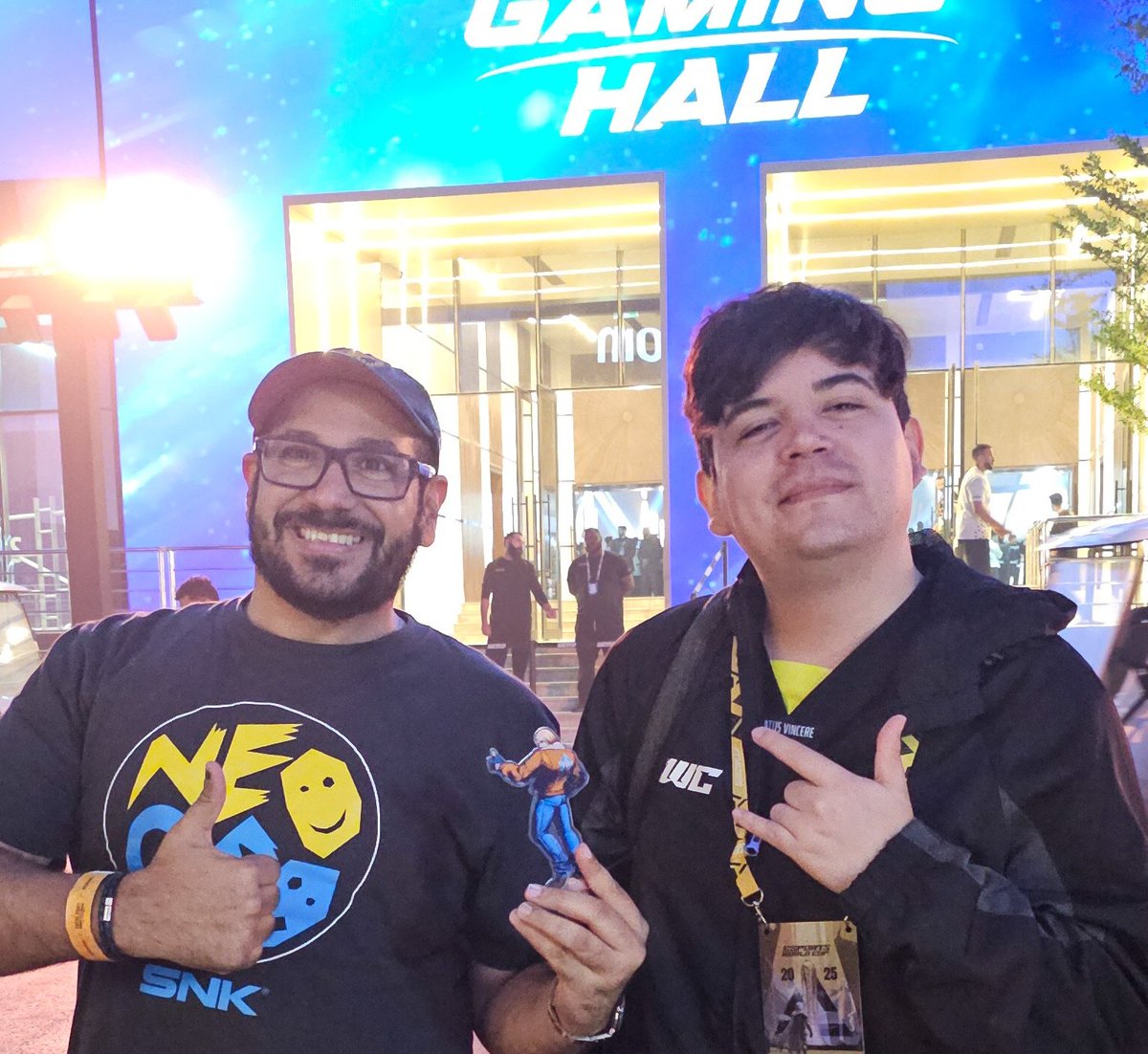 Gundam_Saudi's tweet image. 🔥 Congrats to @DarkAngelMX1 🇲🇽 an incredible Terry main for placing 3rd at the Fatal Fury City of the Wolves EWC.
مبروك المركز الثالث لاصغر مشارك بالبطولة! لعبه في تيري هجومي بقوة
#FatalFury #TerryBogard #FGC #EWC