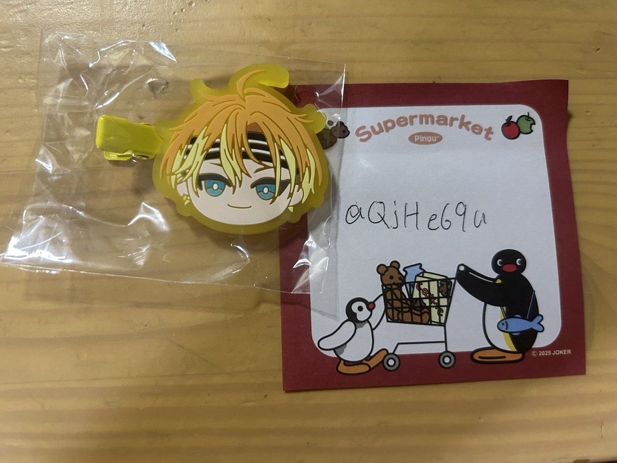 とりにく tweet media