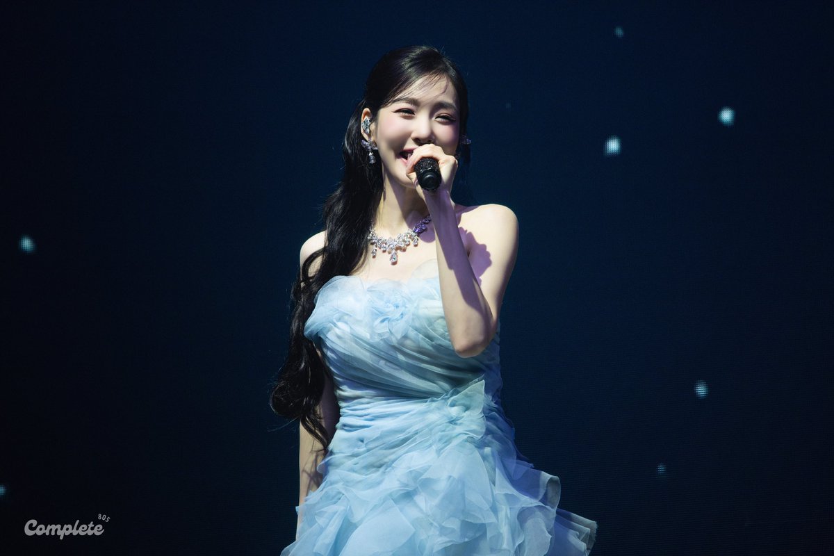 Complete805's tweet image. 250712 Tiffany Young HERE FOR YOU IN MACAU
κ·Έ λ―Έμ^^
#TiffanyYoung #ν°νλμ #ν°νλ
#HERE_FOR_YOU #2025HEREFORYOU_IN_ASIA #2025HEREFORYOU_IN_MACAO