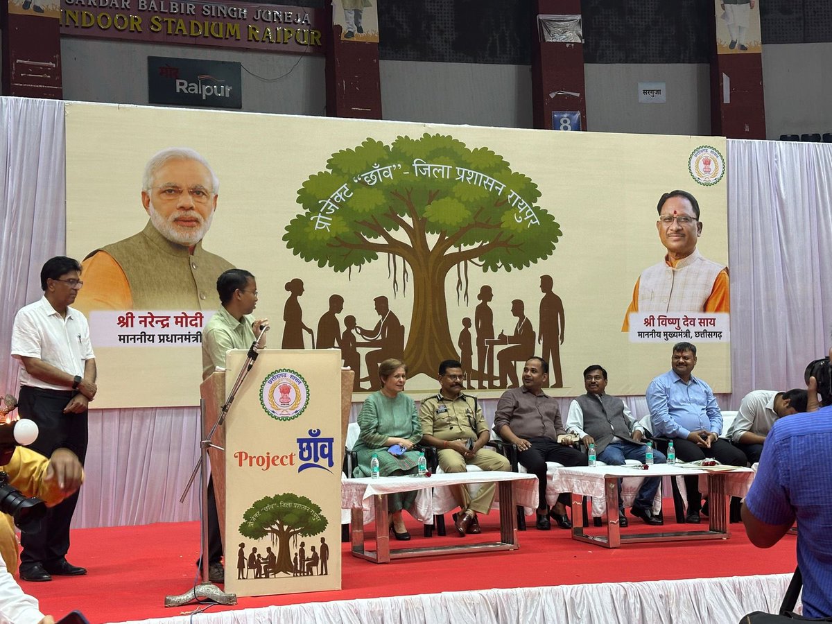 SirohiBhawna's tweet image. Transformative step by our collector raipur dr gaurav singh in launching “project chaav” to look after employees of administration - healthy workforce - healthy nation ! Inspired by his dedication and drive to make a difference in health for people in raipur ! Leading from front.