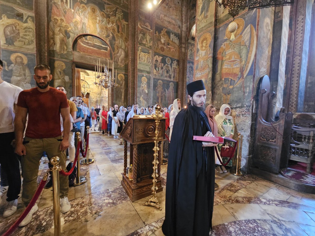 DecaniMonastery's tweet image. Dicvine #Liturgy at Visoki #Dečani #Monastery today 13 July (30 June Julian Calendar). The feast of the 12 Holy Apostles. #SebianOrthodoxChurch in #Kosovo