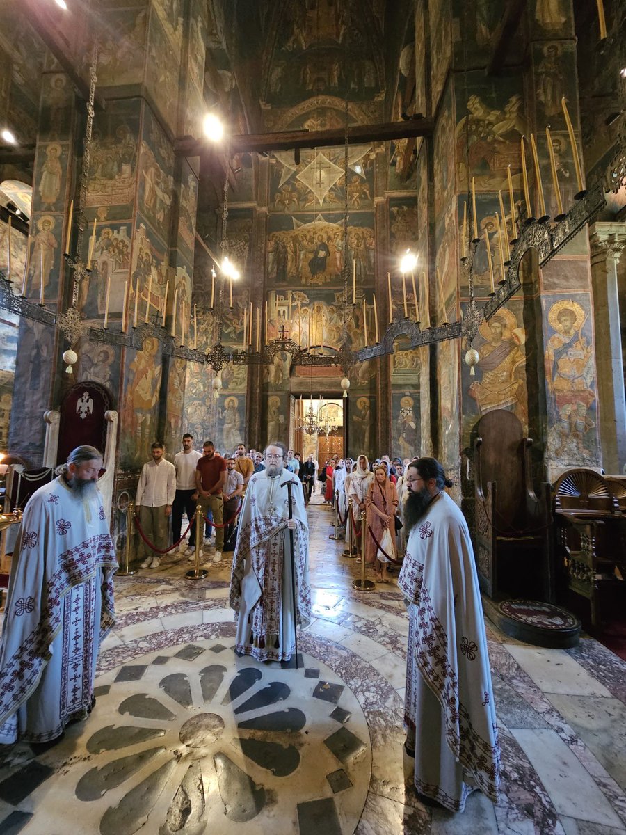 DecaniMonastery's tweet image. Dicvine #Liturgy at Visoki #Dečani #Monastery today 13 July (30 June Julian Calendar). The feast of the 12 Holy Apostles. #SebianOrthodoxChurch in #Kosovo
