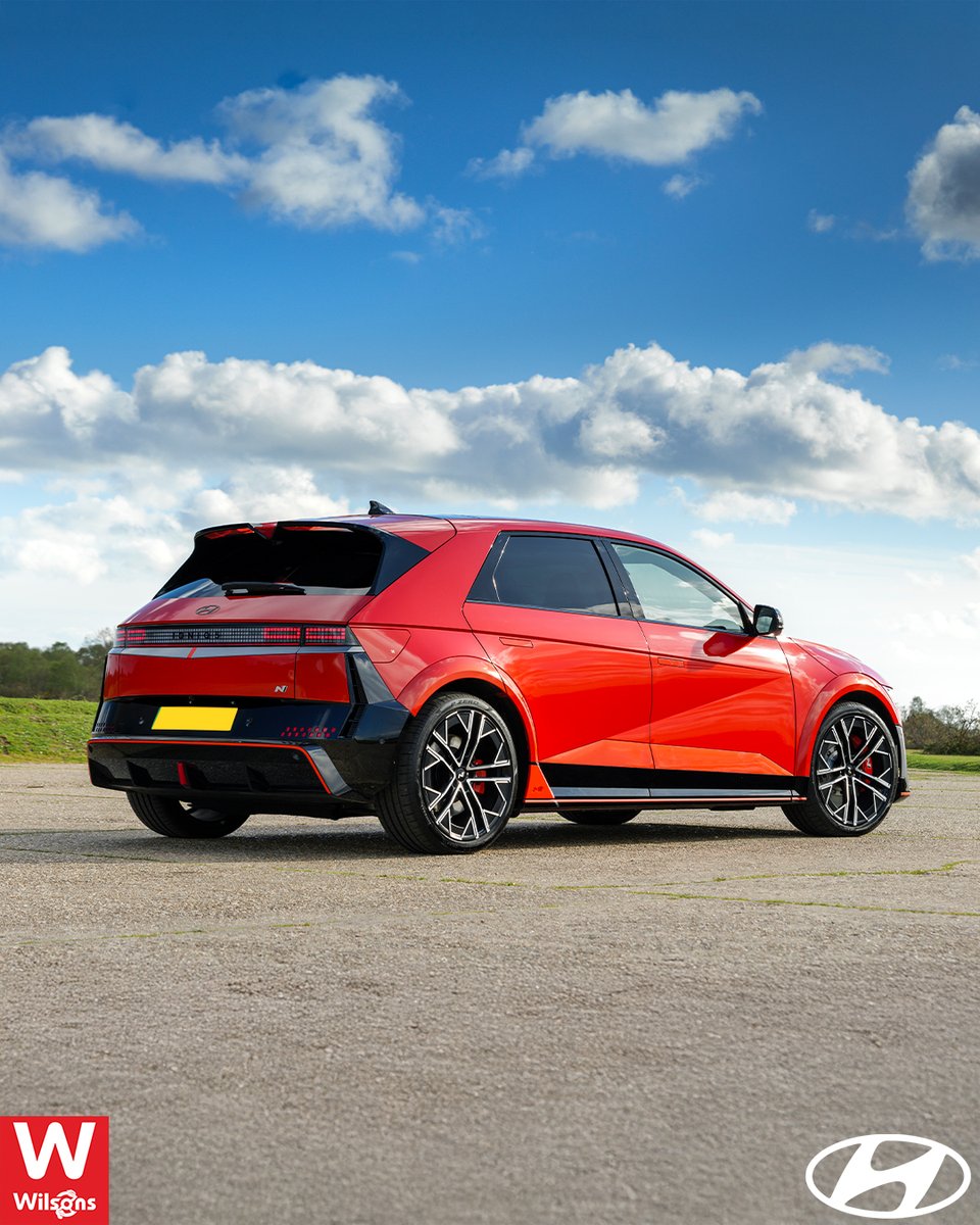 wilsonsepsom's tweet image. You asked for performance, Hyundai delivered. Not the bare minimum either, the Hyundai IONIQ 5N is absolutely incredible and is one of the fastest EV's out there! 

Contact us today!

📞01372 736 000
✉️contactcentre@wilsons.co.uk
💻wilsons.co.uk

#HyundaiIoniq5N #FastEV