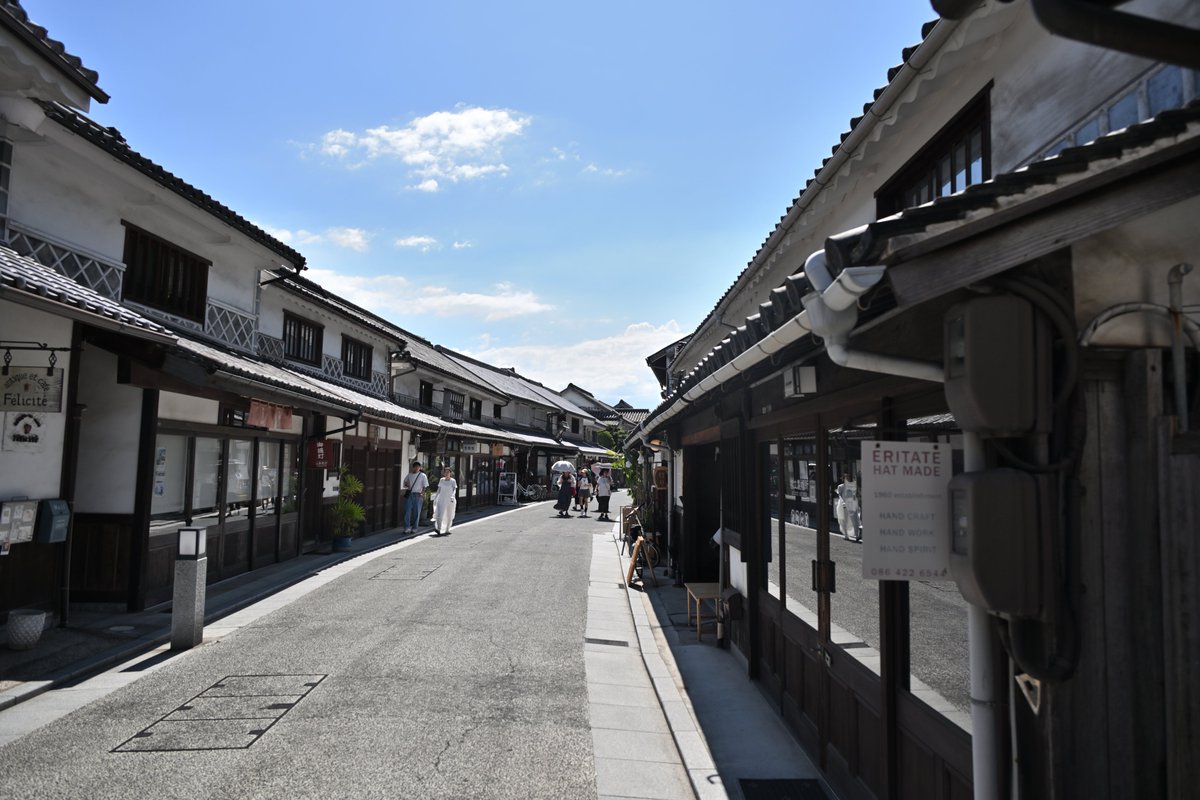 kodera16's tweet image. #倉敷美観地区
今日の美観地区お写ん歩、7体のドールちゃん
白鳥一家は食事中