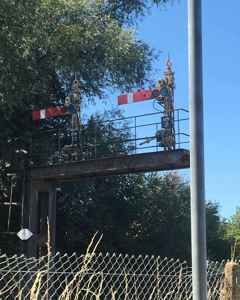MW 21&amp;22 Marchwood branch, nr Southampton (Submitted by Paul ‘chip’ Charman)
#SignalOfTheDay