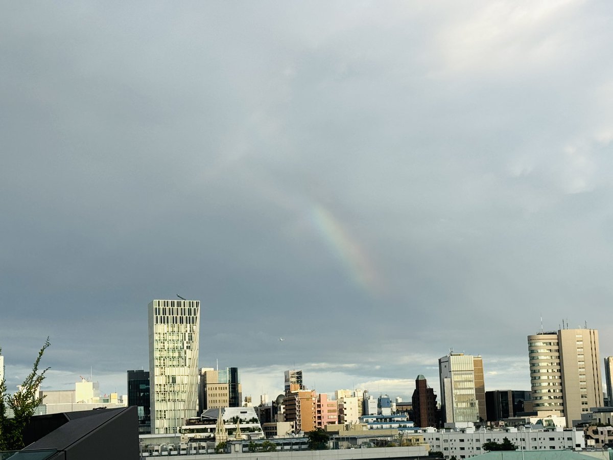 ちょい虹出てた🌈