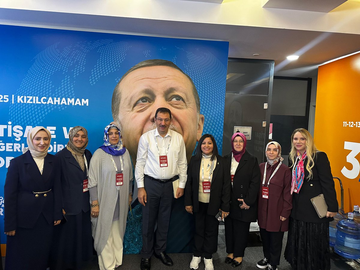 Av.Selver Akkoyun Korkmaz (@selverakkoyun) on Twitter photo 📍Kızılcahamam
AK Parti Genel Merkez Kadın Kolları Seçim İşleri Komisyon üyelerimizle birlikte, Genel Başkan Yardımcımız <a href="/aliihsanyavuz54/">Ali İhsan YAVUZ</a> Başkanımızla bir araya gelerek istişarelerde bulunduk.
<a href="/tugbaisikercan/">Tuğba IŞIK ERCAN</a> 📍Kızılcahamam
AK Parti Genel Merkez Kadın Kolları Seçim İşleri Komisyon üyelerimizle birlikte, Genel Başkan Yardımcımız <a href="/aliihsanyavuz54/">Ali İhsan YAVUZ</a> Başkanımızla bir araya gelerek istişarelerde bulunduk.
<a href="/tugbaisikercan/">Tuğba IŞIK ERCAN</a>