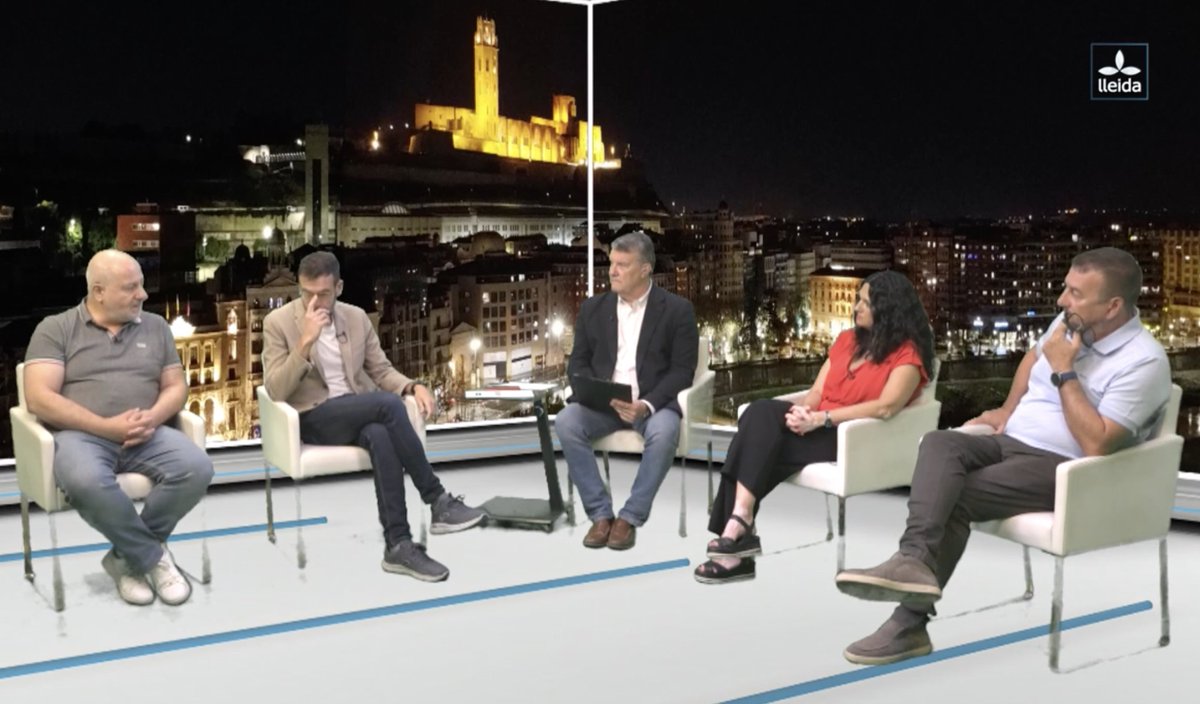 JRZaballos's tweet image. Article avui a SEGRE: El Santi ha estat el fil conductor de tot aquest projecte informatiu i d’entreteniment que ha durat més de 30 anys. Tertúlies sempre amb bonhomia, confrontant opinions i idees i evitant els enfrontaments personals.
latalaiadezaballos.blogspot.com/2025/07/gracie…