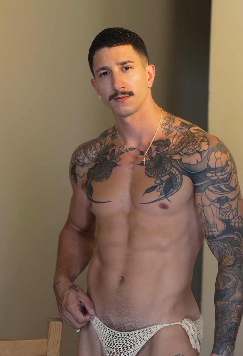 Robert (@robert_ae_) on Twitter photo 