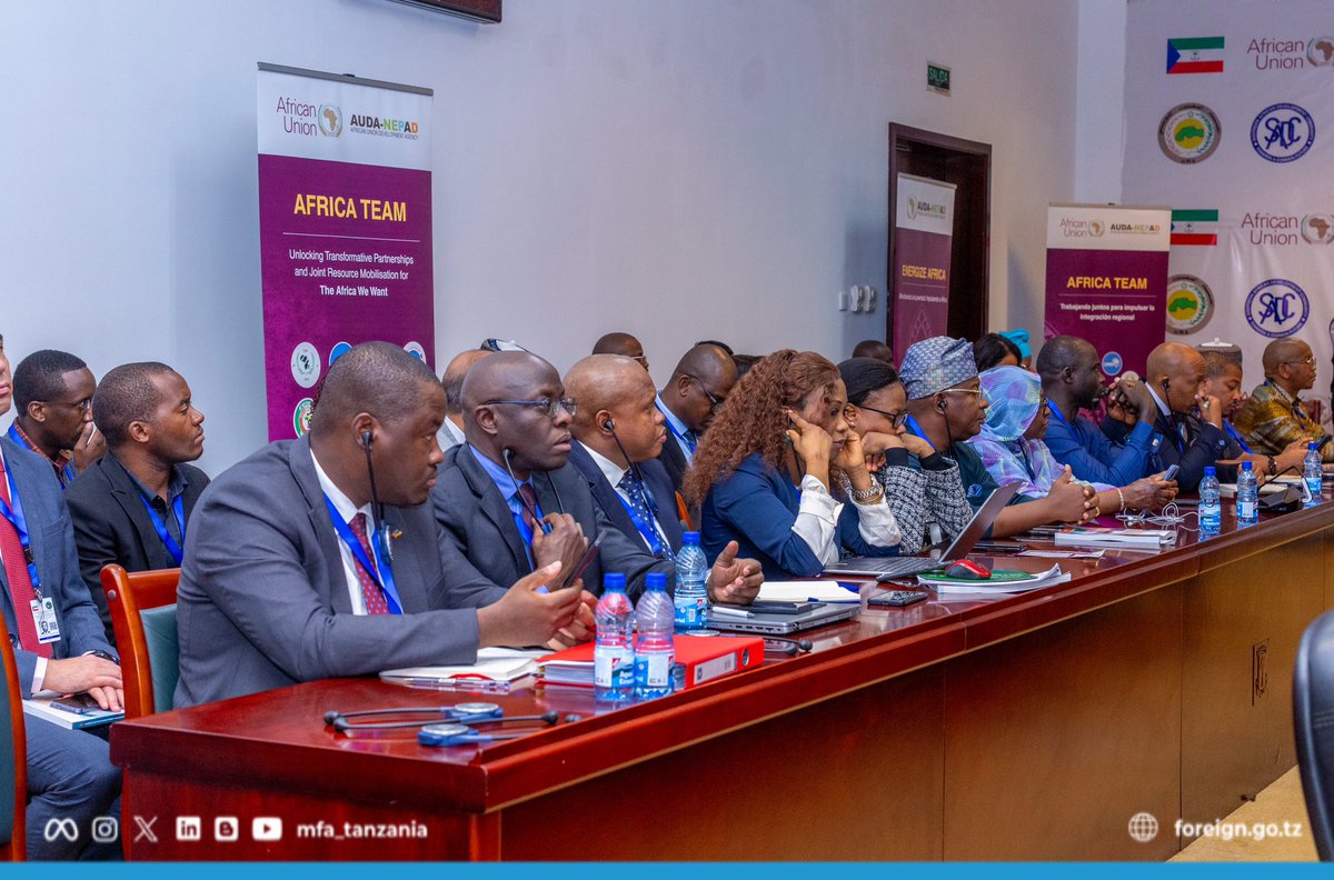 AUDA-NEPAD: Afrika yasisitiza kuja PAMOJA kufikia malengo ya Ajenda 2063

Katika mkutano wa Taasisi ya Maendeleo ya Umoja wa Afrika (AUDA-NEPAD) uliofanyika sambamba na Mkutano wa Umoja wa Afrika, viongozi kutoka kote barani wameahidi kuunda ushirikiano wa mageuzi na kufungua