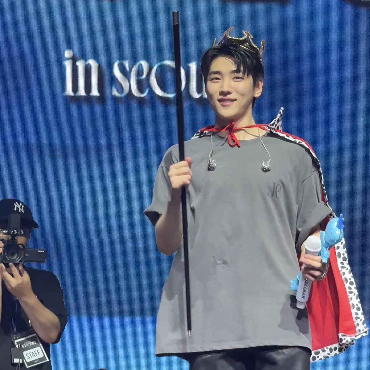 Yo_0_Gi's tweet image. 20250712 JAECHAN FAN-CON [JCFACTORY] in SEOUL 

일이 많아서 초과 근무를 해야 하네ㅠ 오늘 공연 나도 가고 싶네….. 어제보다 더 귀귀여워졌음 ㅠㅠ

#재찬 #jaechan