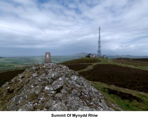 There are some fabulous walks on the Llŷn Peninsula in Gwynedd, Wales. These pictures are from my circular route to Mynydd Rhiw. Links to this and other Llŷn Peninsula walks at happyhiker.co.uk/MyWalks/LLynPe…

#Llŷn #Gwynedd #Wales