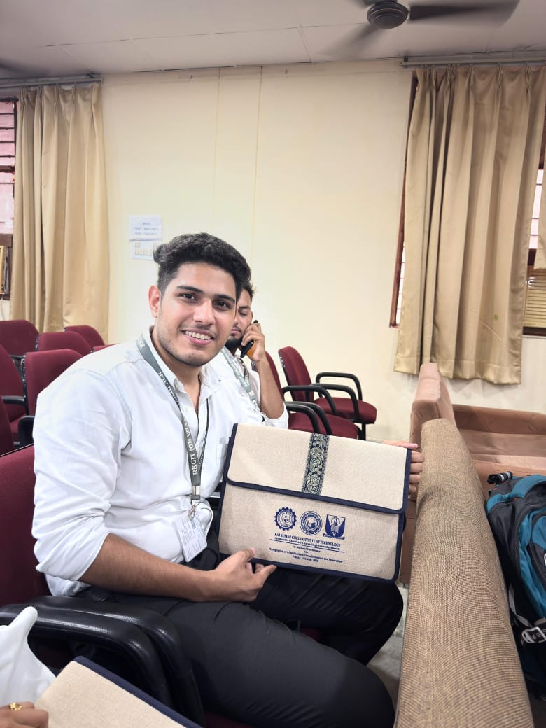 satyam_781's tweet image. 📢 Presented My Research Paper on AI Collaboration and Process Automation! 🤖📊
Proud to represent our team Researcher's Regiment 👨🚀 at 1st National Conference and showcase our insights at the event.
#MERNstack #develope #Javascrip #FrontendDev #figma #fullstack #Tech #WebDev