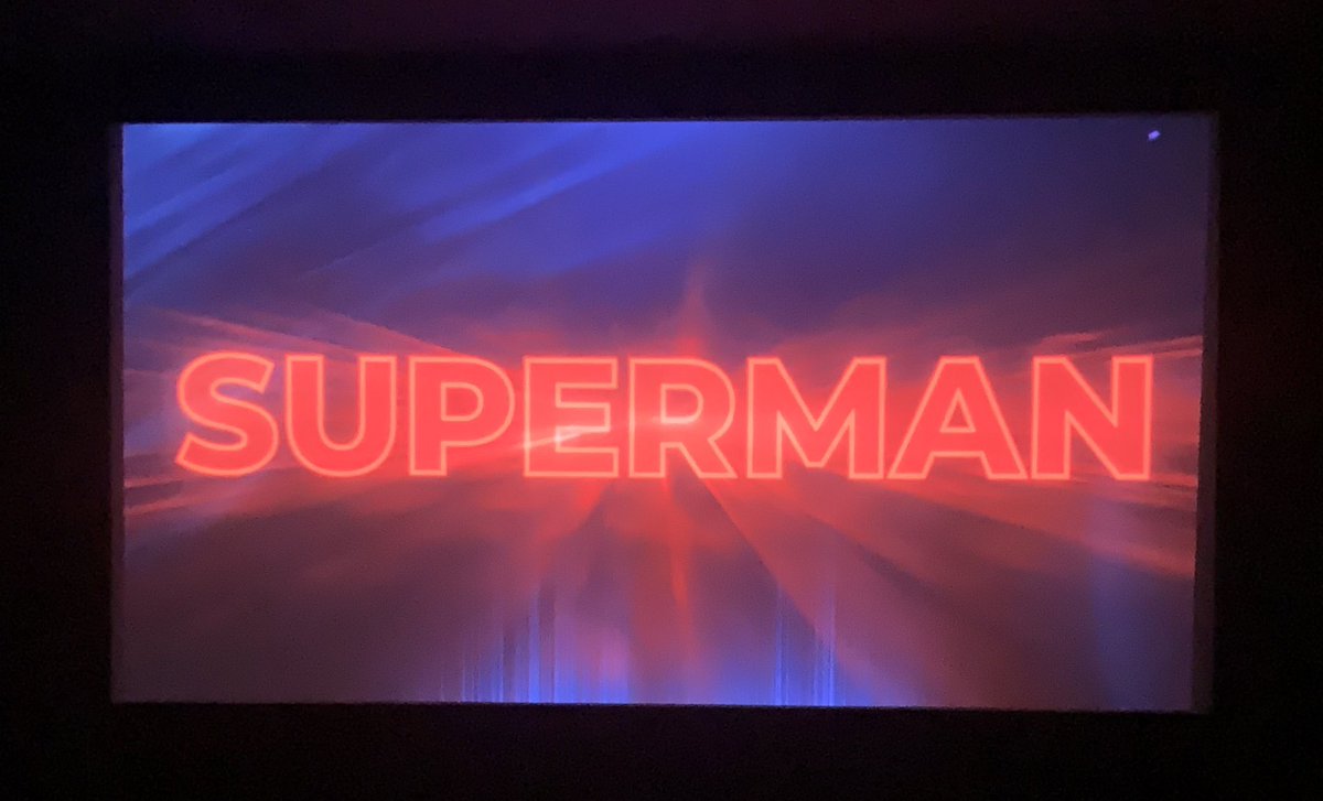 elphobia's tweet image. watching this with a romcom lens on had me jumping on my seat until the kids were chanting “#Superman” T____T 

[ boxd.it/ajKesh ]