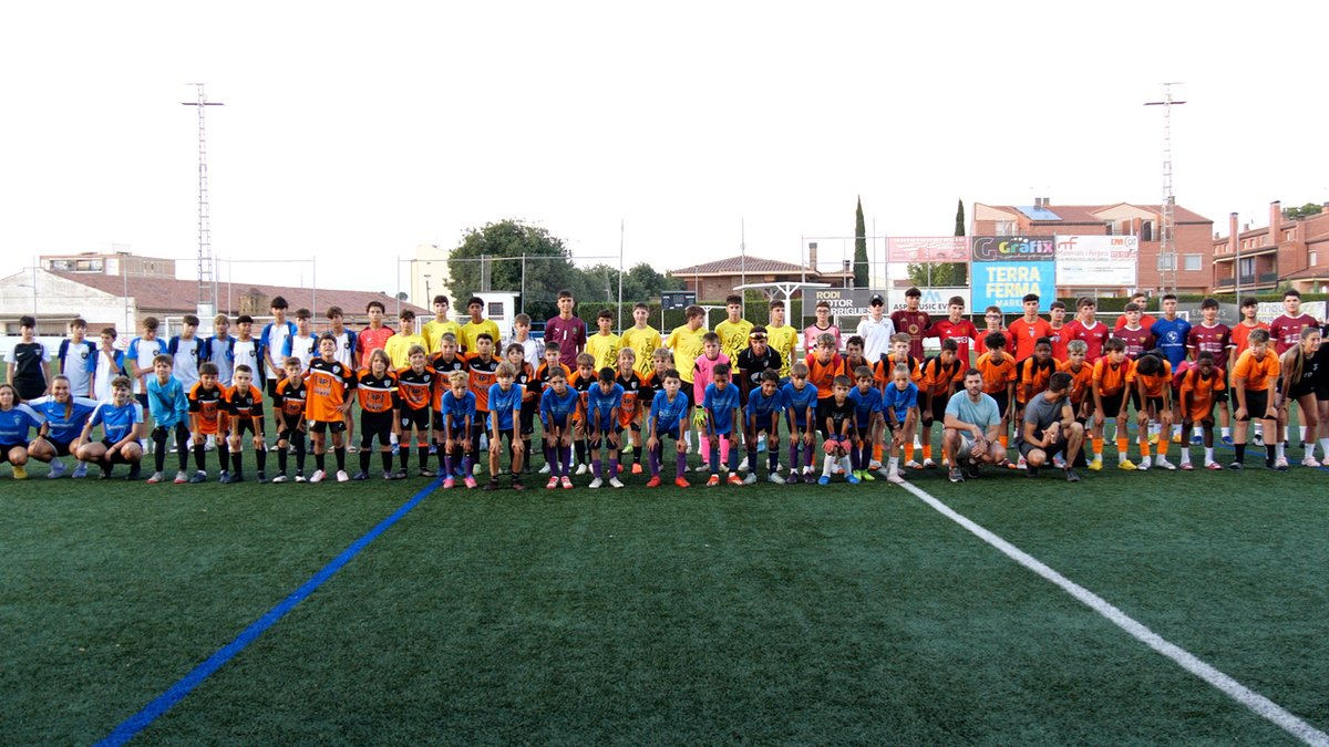 🎥VÍDEO II LSA Academy, Puros Juans, Los Leones de la Kings i Cafe i Ron es proclamen campions de la Kings &amp; Queens League Borges 2025.

Tot un èxit amb 27 equips, quatre categories i 350 participants.

lesborgestv.cat/noticies/espor…