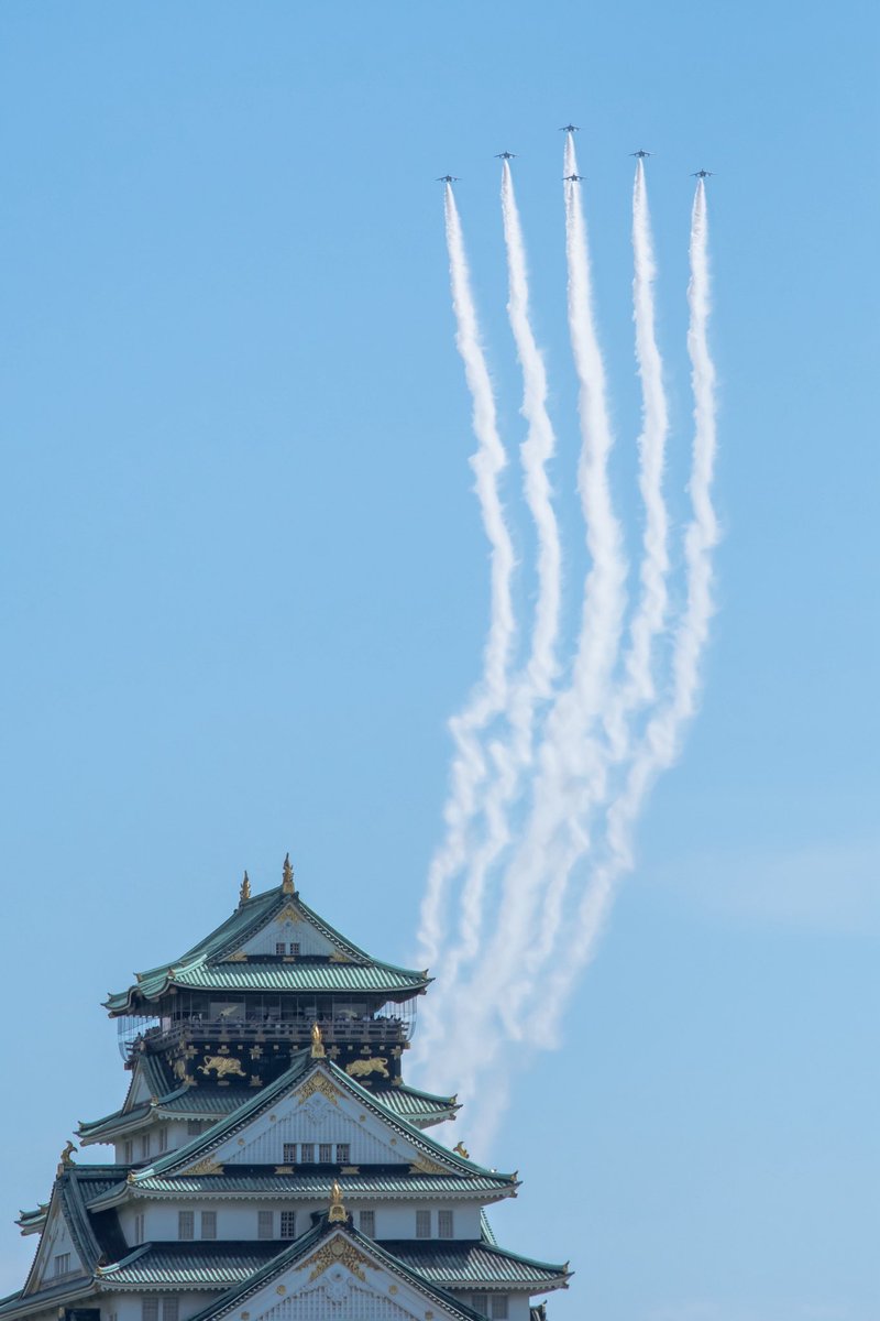 2025.7/13
大阪城付近
ブルーインパルス✈︎

#ブルーインパルス　
#万博　
#大阪　
#photographer