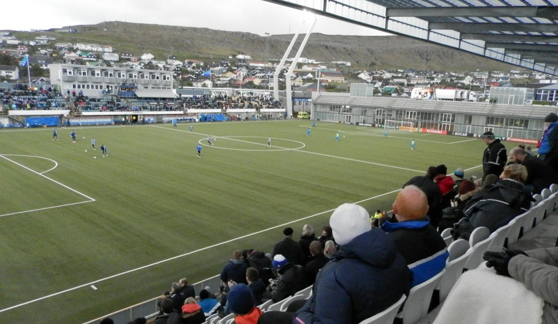 SweeperPod's tweet image. 🇫🇴 The Faroe Islands are Europe's most football-mad country, with the highest proportion of match-going fans across the continent.
An incredible 10.22% of the Faroese population regularly attend football matches, which is more than twice as much as second-placed Iceland.
With…