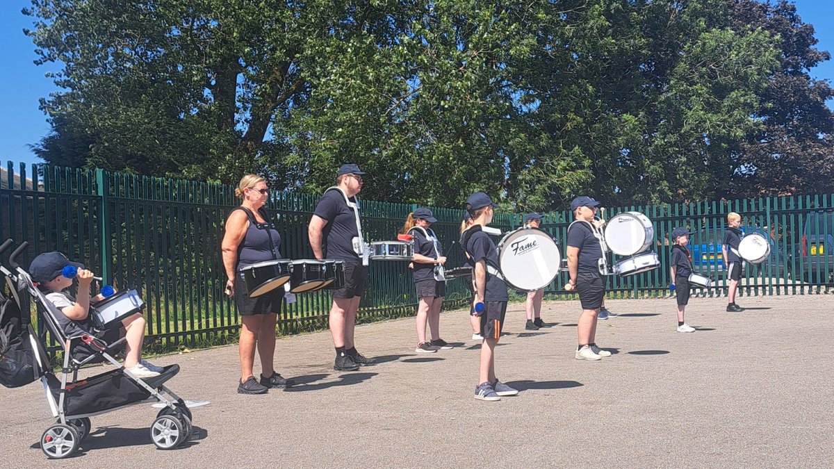 This amazing group has inspired us to find out more about musical community groups. Amazing performance from the Rossendale Drum Majorettes! Visit their site to learn more! #ValleyVitality