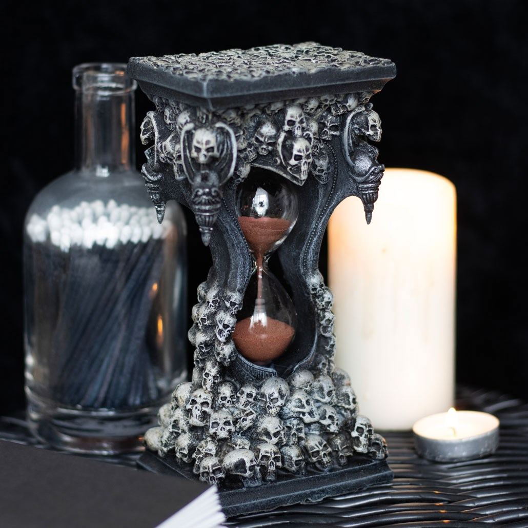 SpiralDirect's tweet image. ⏳💀 Time waits for no one...
The Sands of Death sand timer by Spiral Direct is a haunting reminder that every second drips in darkness.