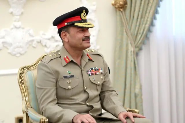پاک آرمی ہمارا فخر، وطن کا سچا محافظ  
ہر پل تیار، جانثار، دھرتی کی عزت کا عظیم نگہبان🇵🇰