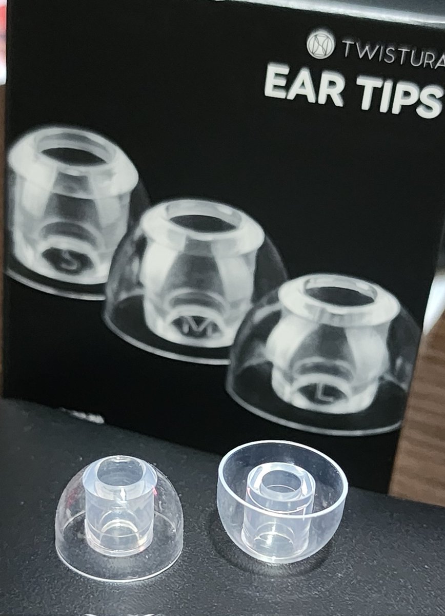 yuposu0o0's tweet image. TWISTURA EAR TIPS
リキッドシリコンイヤピ
傘薄柔系イヤピですね
軸はめちゃめちゃしっかりしてるけど傘が柔らかいので少し装着にコツがいるかも...
さっと使いたいなら他のイヤピがいいかもですね😅
 #TWISTURA  #EARTIPS